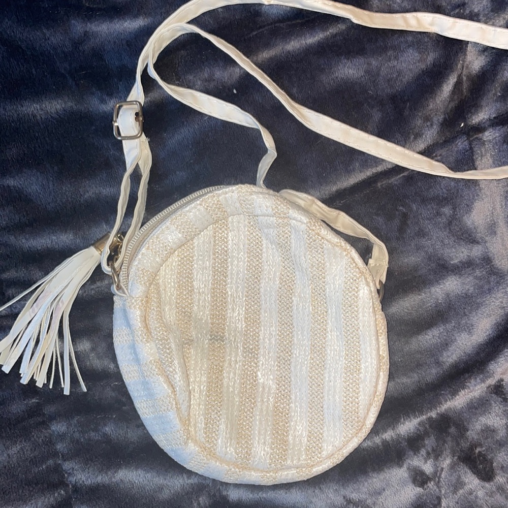NWOT x CREME CROSSBODY